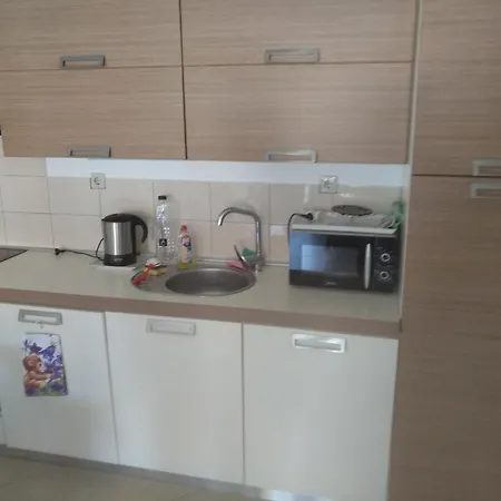 Oasis 1 Bed Apartman Lozenec