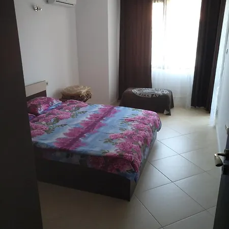 Oasis 1 Bed Lozenec