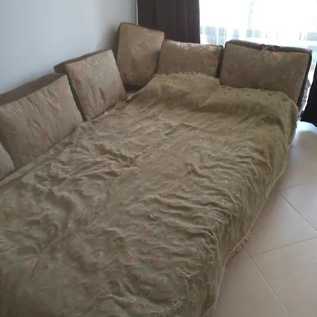 Oasis 1 Bed Lozenec